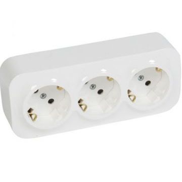 Розетка накладная Legrand Quteo 782218 (белая), 3 места